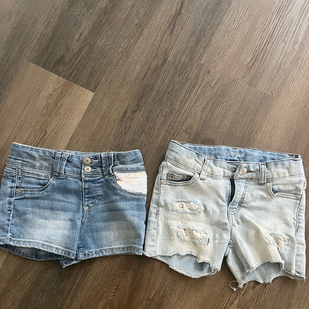 Kids size 7 shorts